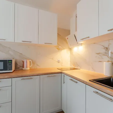 Artyleryjska, Apartments4u24pl *