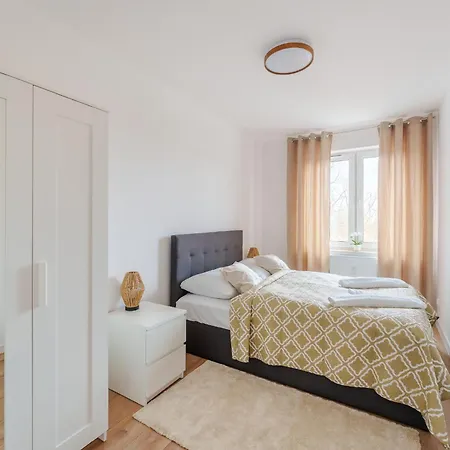 Artyleryjska, Apartments4u24pl Apartamento